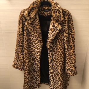 Faux fur leopard zara coat